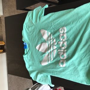 Men’s adidas shirt